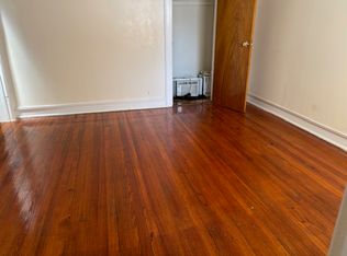 22-15 42nd St #2, Astoria, NY 11105