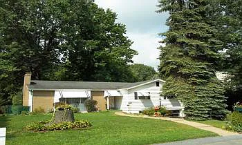 120 Jackson St photo 1