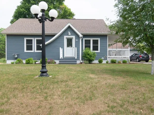 N220 Hood St, Stephenson, MI 49887