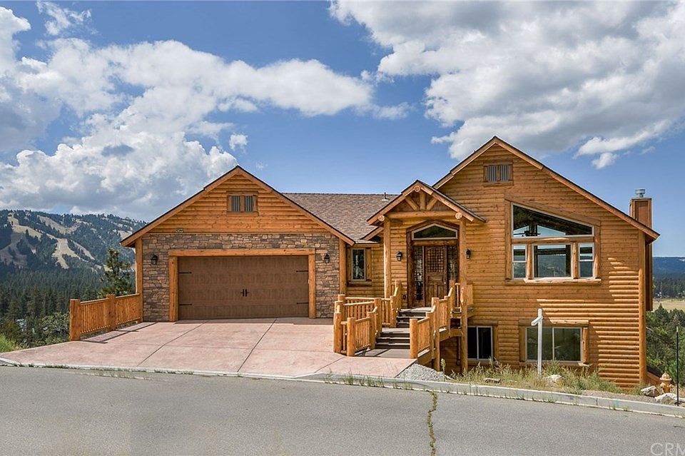 1st image of 42344 Golden Oak Dr