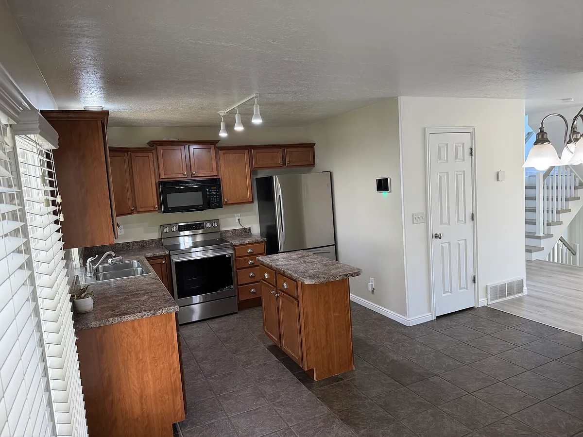 Building Photo - 9661 S Villa Springs Cv