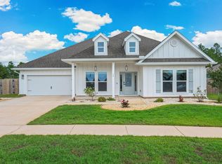 15 Oak Trees Ln E, Freeport, FL 32439