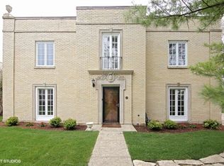 226 Sheridan Rd, Winnetka, IL 60093