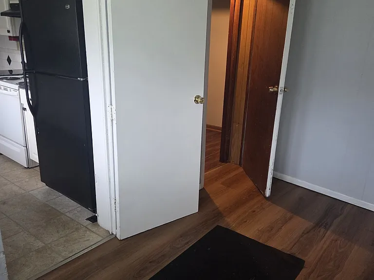 Mud Room with Access to Kitchen, Basement & Main Living Areas