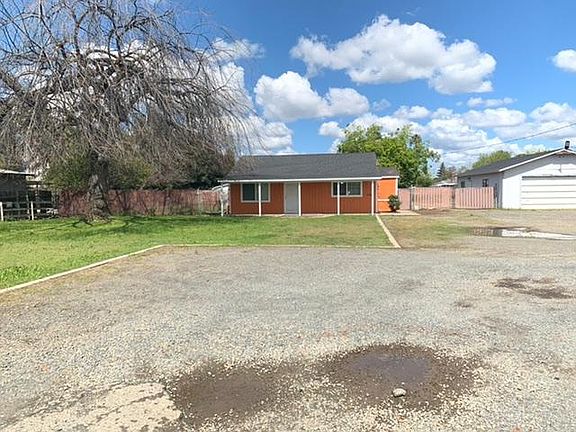 2nd image of 7817 Elsie Ave
