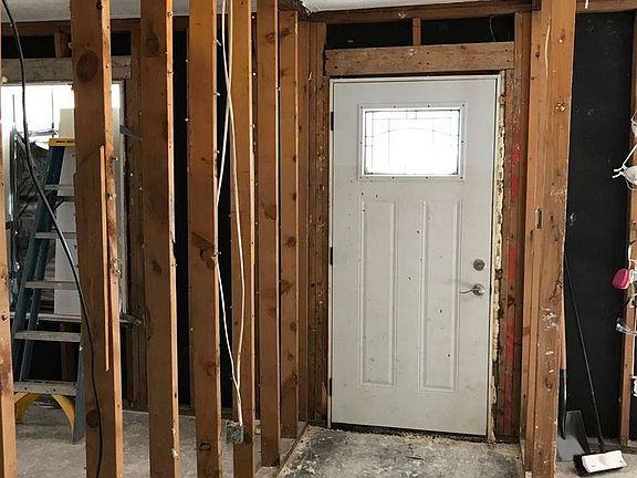 2nd image of 134 Woodlawn Dr