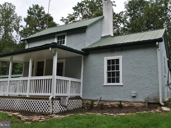 5569 Free State Rd, Marshall, VA 20115