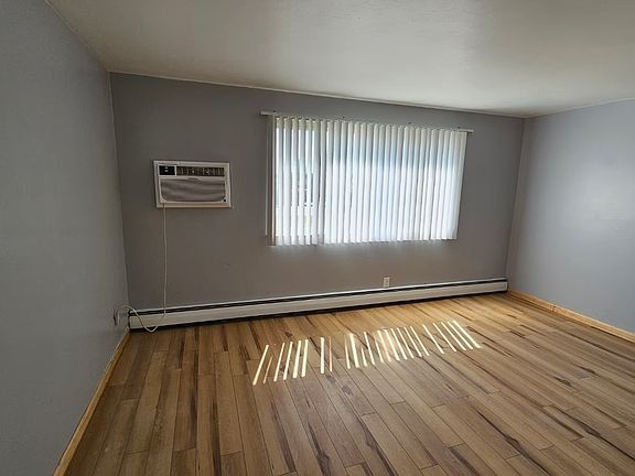 3rd image of 3150 Matson St #11570128