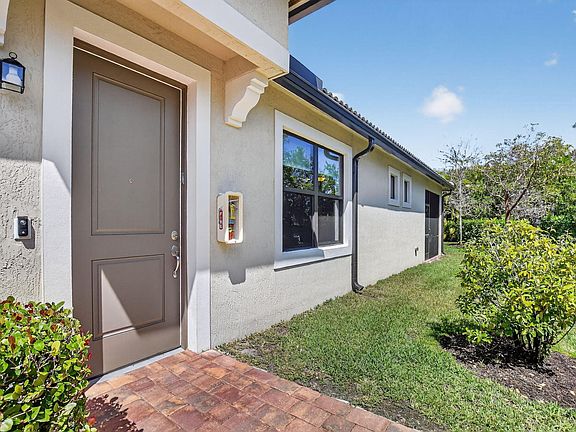 5th image of 9115 Passiflora Way