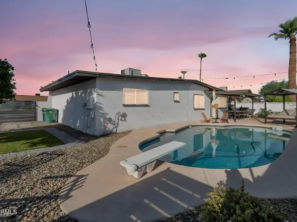 2301 E ENROSE Street, Mesa, AZ 85213