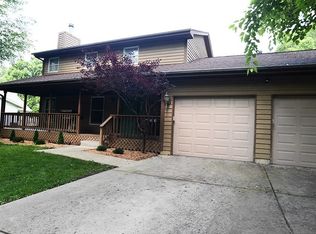 4N115 Kaelin Rd, West Chicago, IL 60185