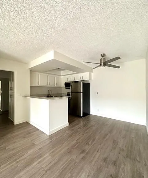 7522 Amazon Dr #4 — Photo 5