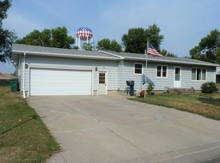 473 6th Ave S, Carrington, ND 58421