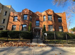 5756 N Campbell Ave #2, Chicago, IL 60659