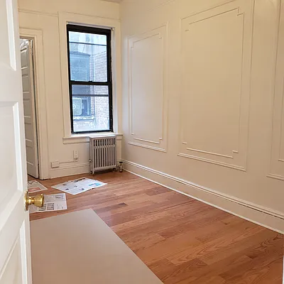 Rented by Capri Jet Realty Corp | media 9