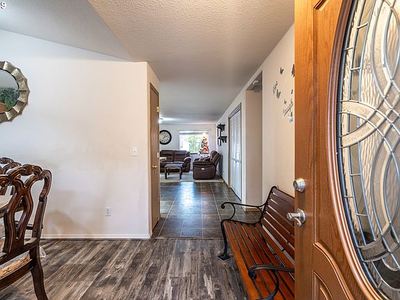 3rd image of 7302 NE 90th Ave