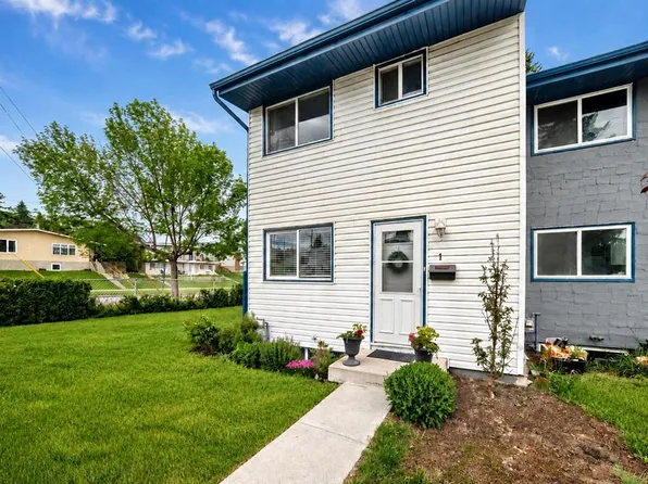 6440 S 4th St NW #1, Calgary, AB T2K 1B8