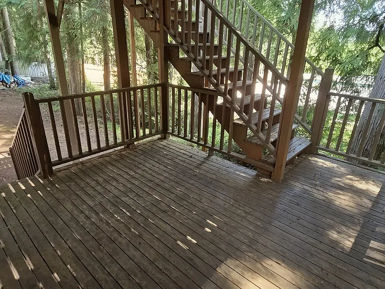 530 NW Carolyn Ln #B — Photo 16