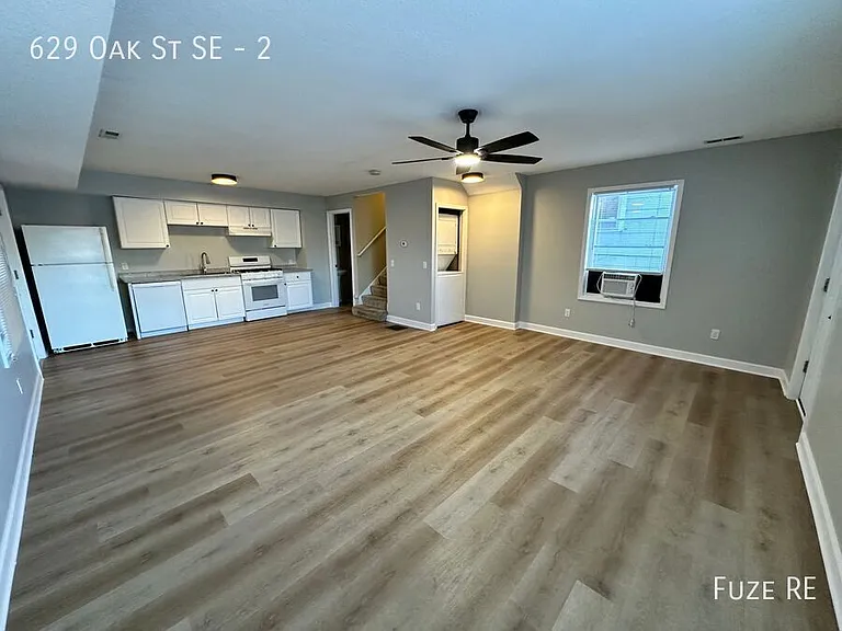 629 Oak St SE #2 — Photo 25