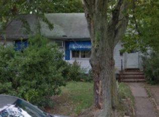 17 Jefferson St, Copiague, NY