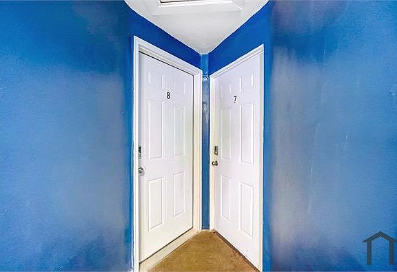 3rd image of 631 Mulberry St APT 10