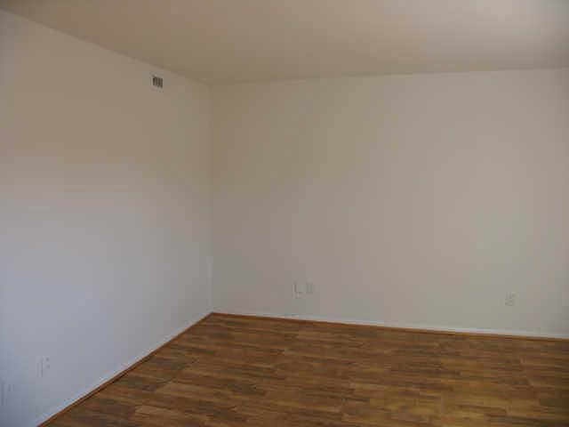 2nd image of 320 Welch Rd APT A3