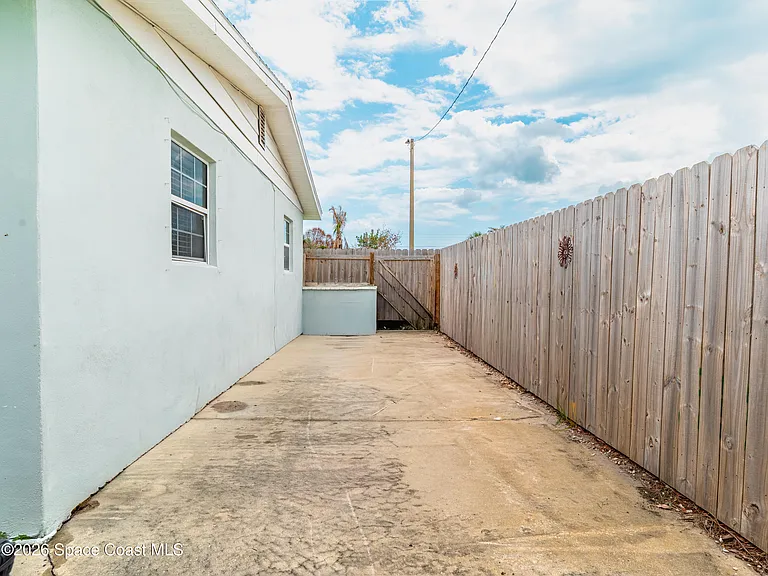 135 Melaleuca Dr — Photo 39