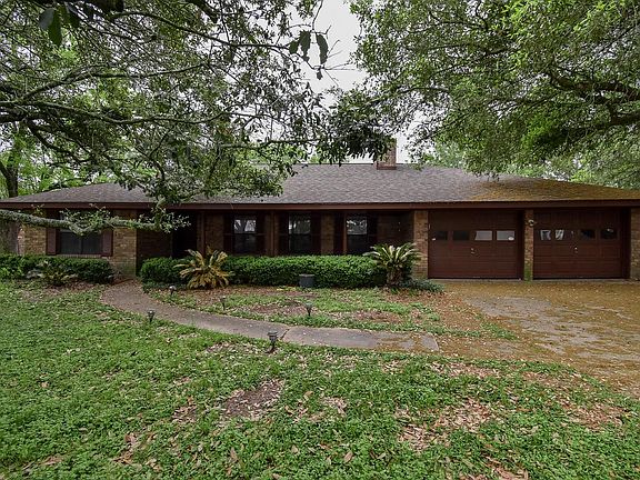 2nd image of 718 Partridge Ln
