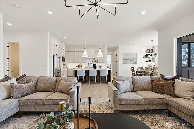 5th image of 542 Harvest Ridge Dr