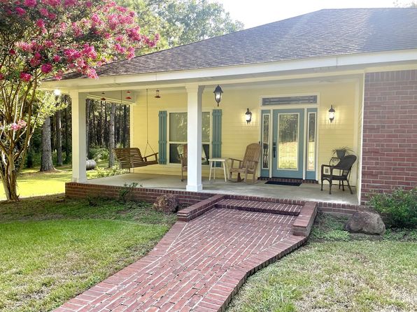 1179 Shady Grove Rd, Osyka, MS 39657