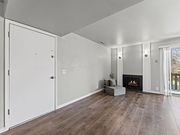 3rd image of 2220 E Murray Holladay Rd APT 407