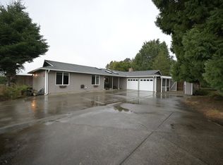 30 Woodcock Rd, Sequim, WA 98382