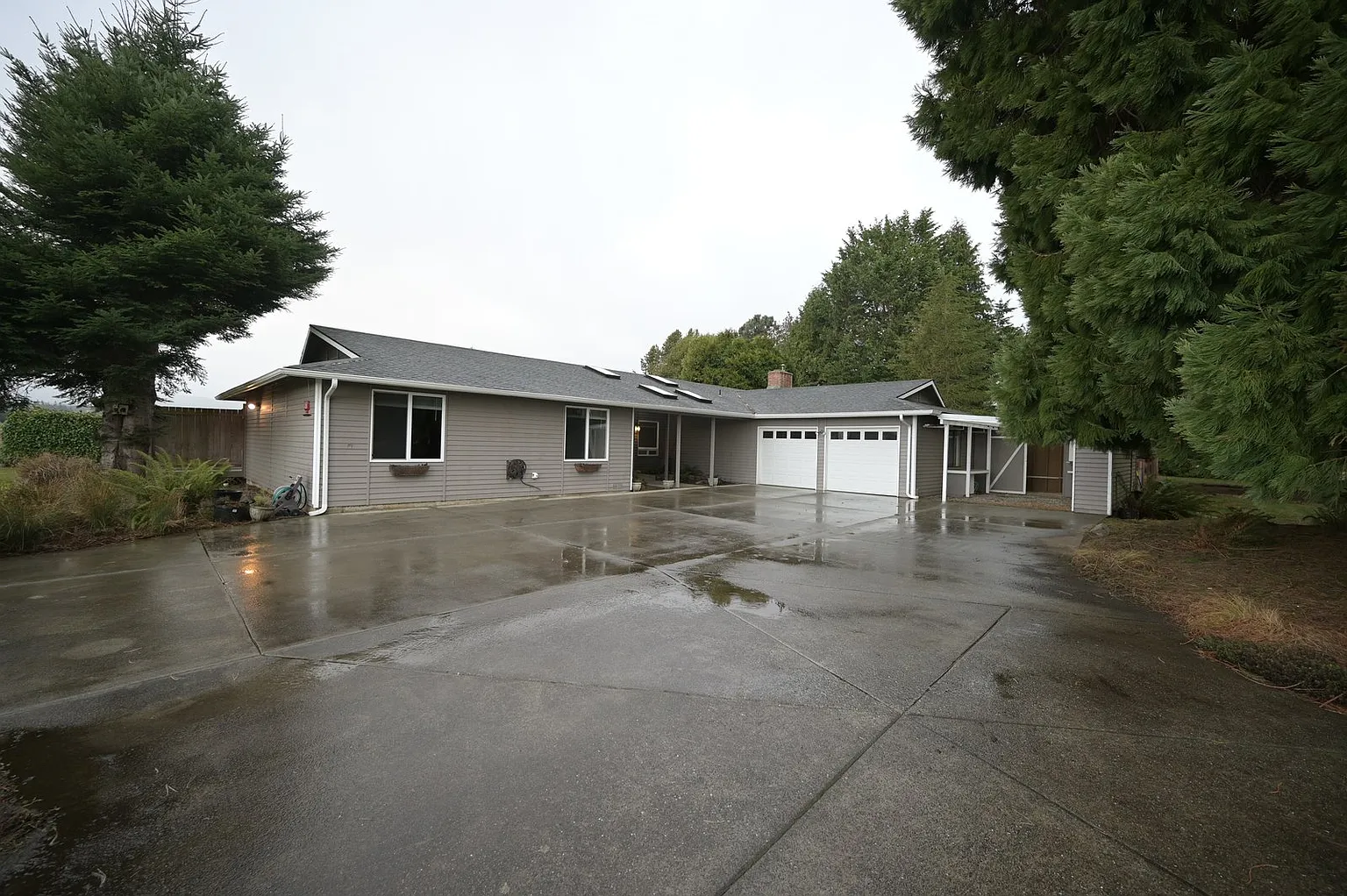 30 Woodcock Rd photo 1