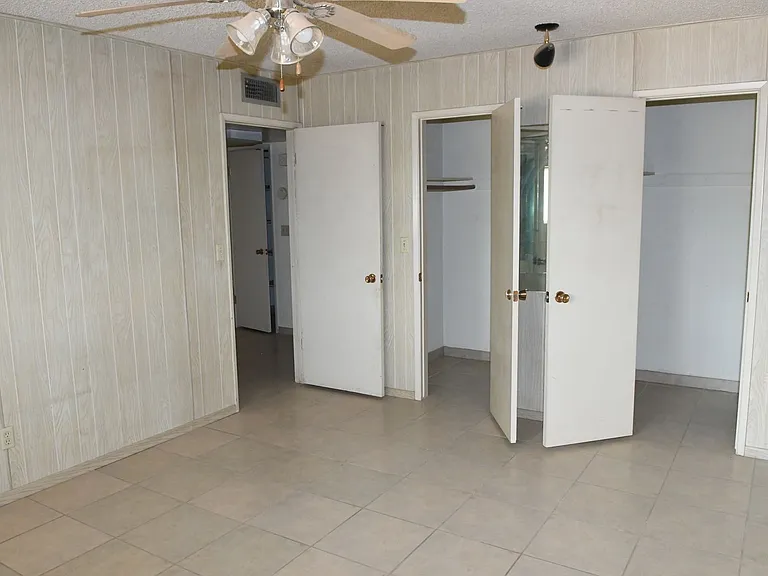 3165 W Altadena Ave — Photo 11