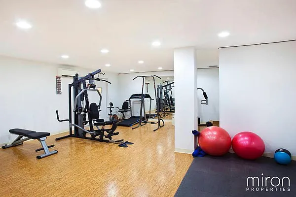 Sold by Miron Properties | media 9