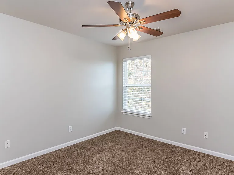 209 Briarcotes Cir — Photo 11