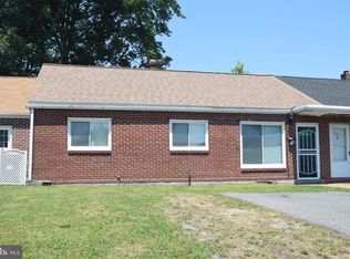 304 Pilgrim Rd, New Castle, DE 19720