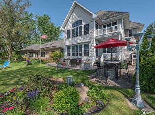 8812 N Shore Dr, Clarklake, MI 49234