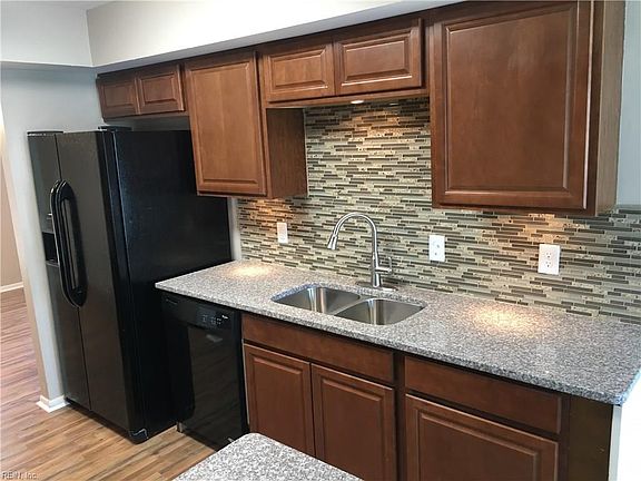 4th image of 3824 Chancery Ln