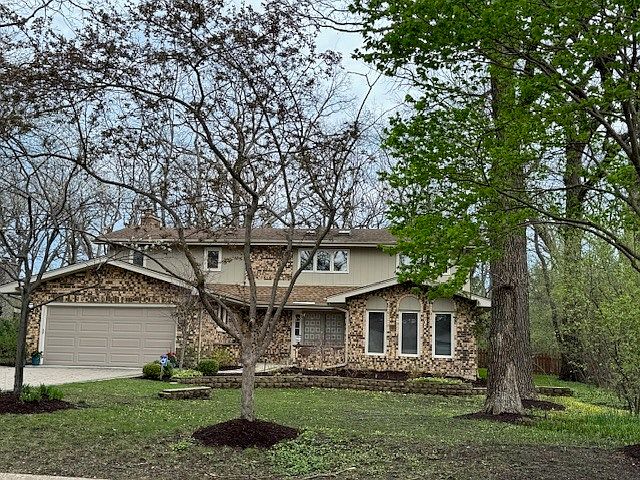 1st image of 371 Red Oak Ln