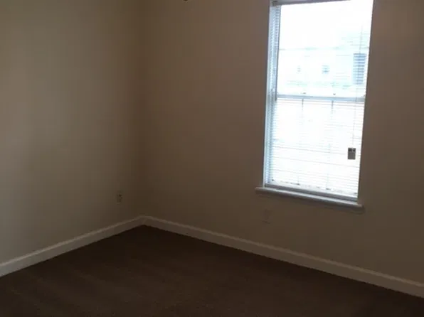 1608 Spring Meadow Cir, Valdosta, GA 31601
