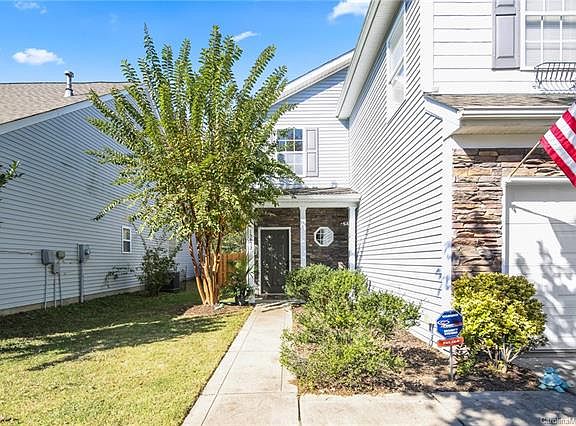 5th image of 15622 Lakepoint Forest Dr