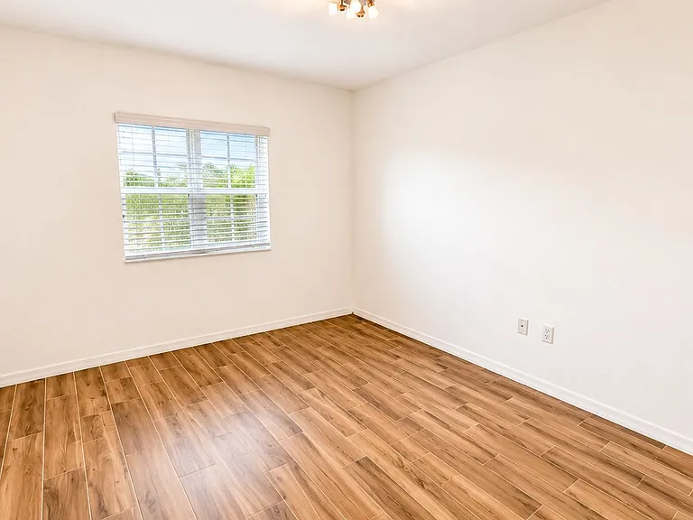 1064 N Tamiami Trl #1325 — Photo 18