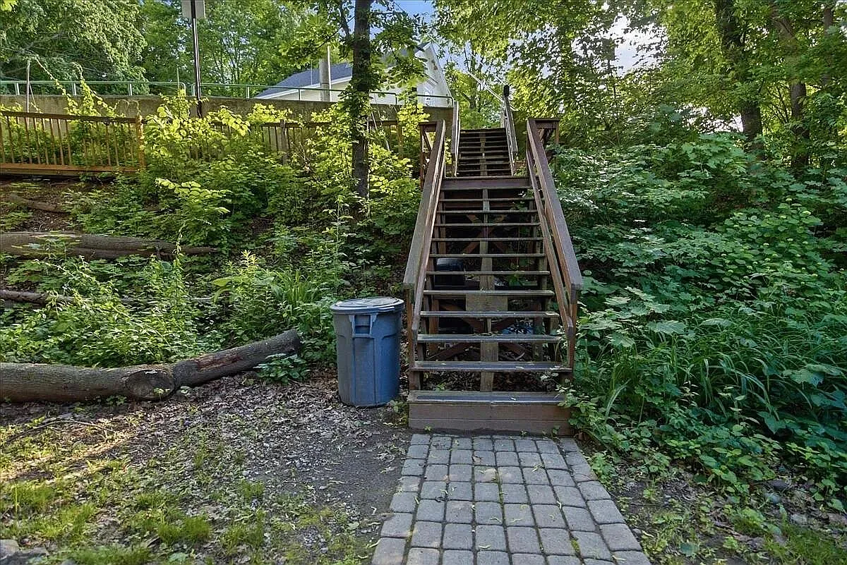 3 bed, 1516 sqft, $2,000 — Photo 4