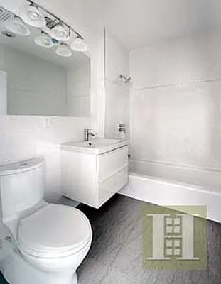 Rented by Halstead Real Estate | media 28