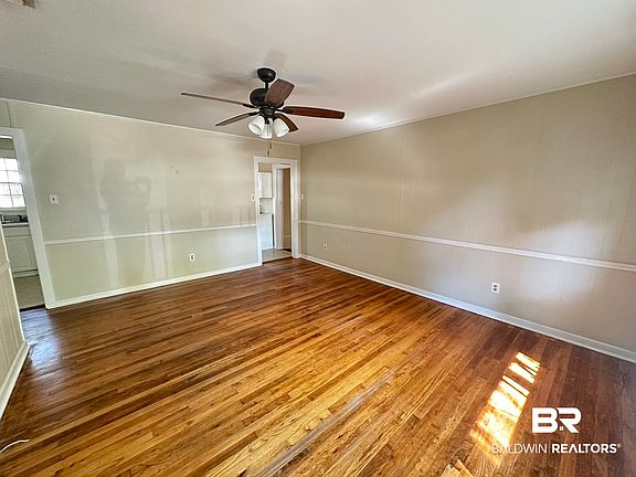 3rd image of 159 Orange Ave