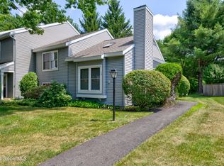 18 Wilton Ct, Halfmoon, NY 12065