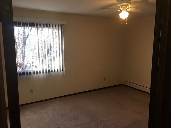 5th image of 1905 Wilson Ave APT 307