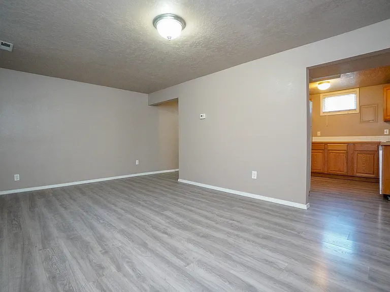2210 S Owyhee St — Photo 8