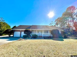 521 Baumtown Rd, Wanchese, NC 27981